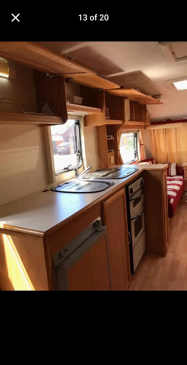 6/8 berth caravan - Image 3