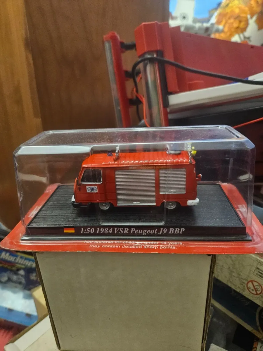 Corgi Atlas Peugeot Fire Engine - Image 1