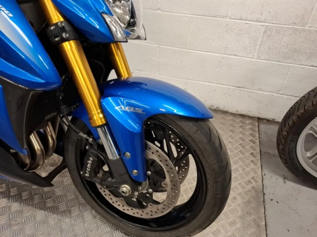 Suzuki GSXS 2015 - Image 3