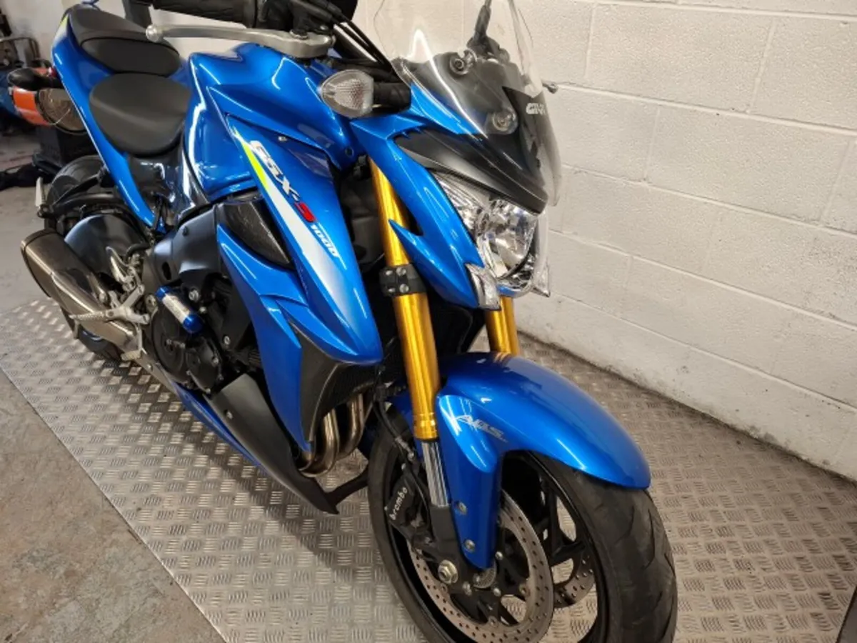 Suzuki GSXS 2015 - Image 2