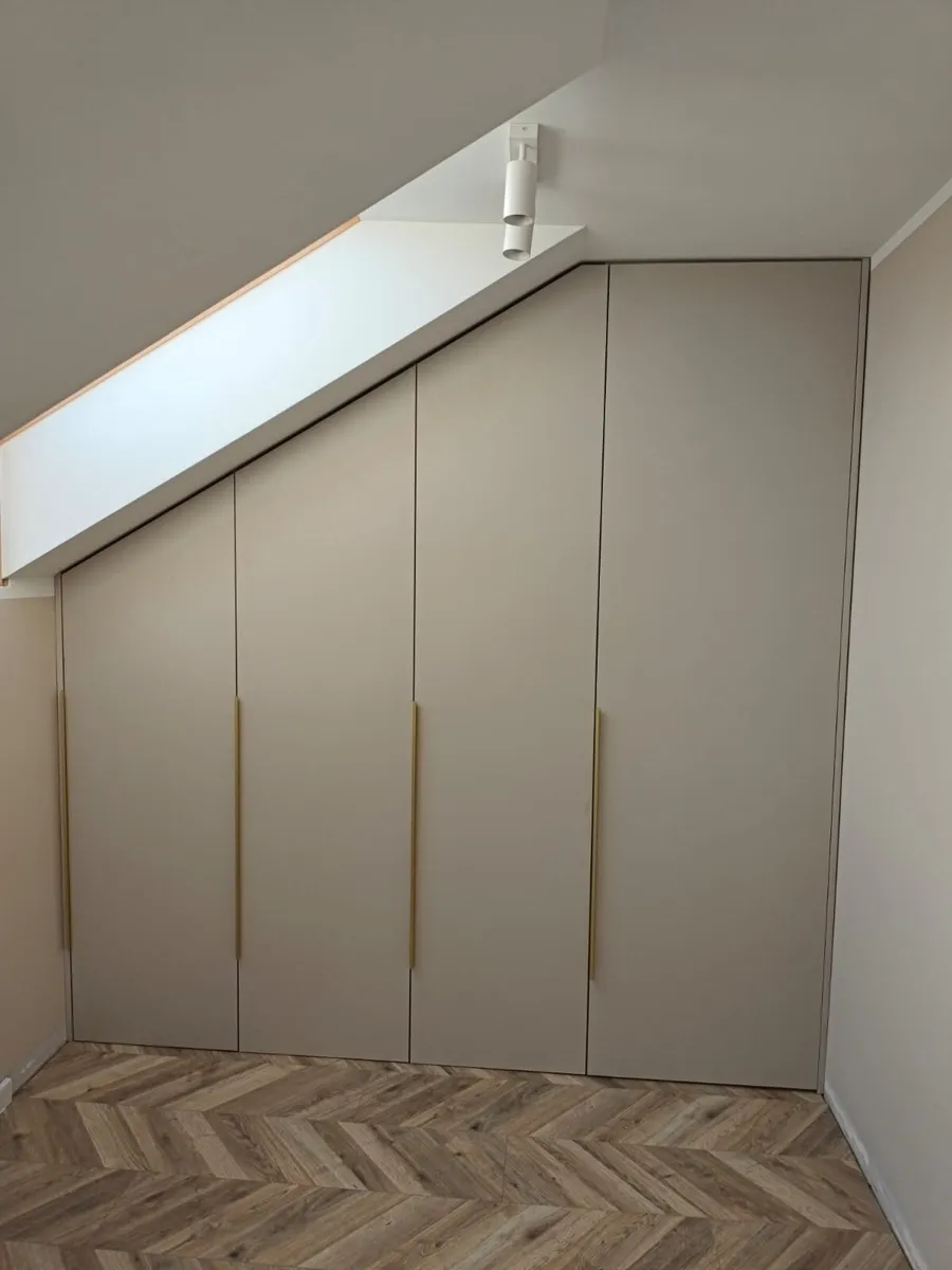 Custom-made wardrobes - Image 1