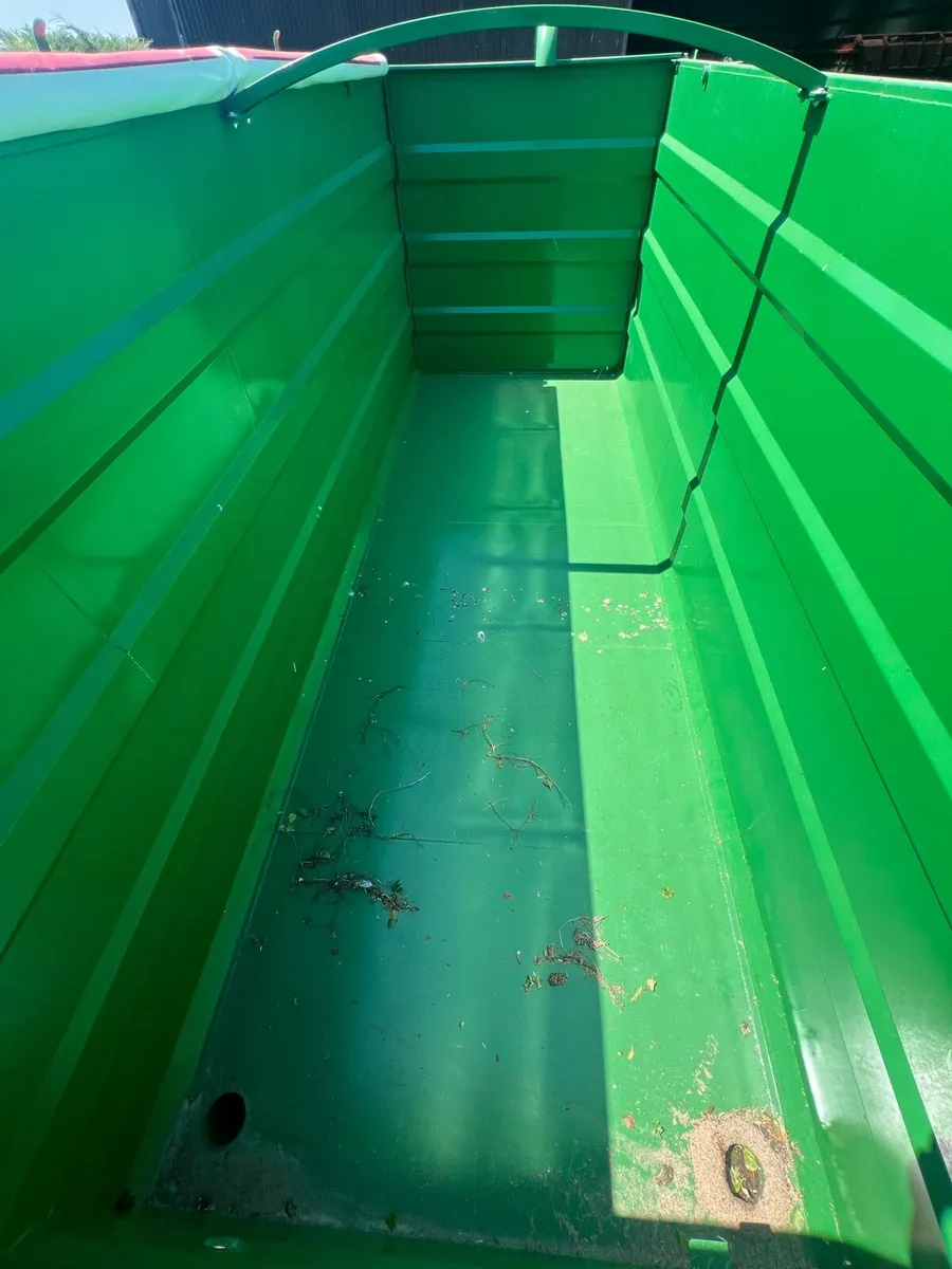 Nurse water storage tank - Image 1