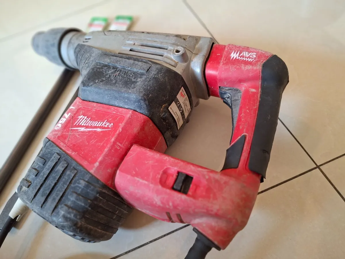 Milwaukee 750 S Sds Max 2 Mode 110v - Image 2