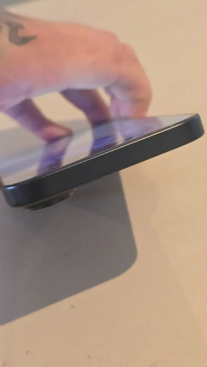 IPhone 16 128GB Black - Image 2