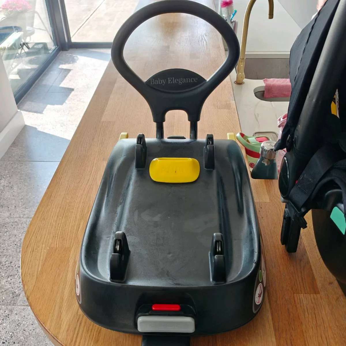 Baby Car Seat with R129 ISOFIX Base - Image 3
