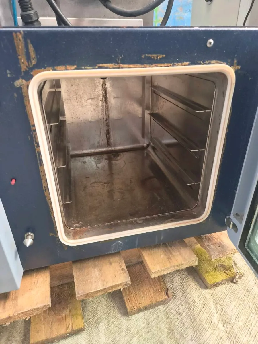 Salvis Lab furnace - Image 3