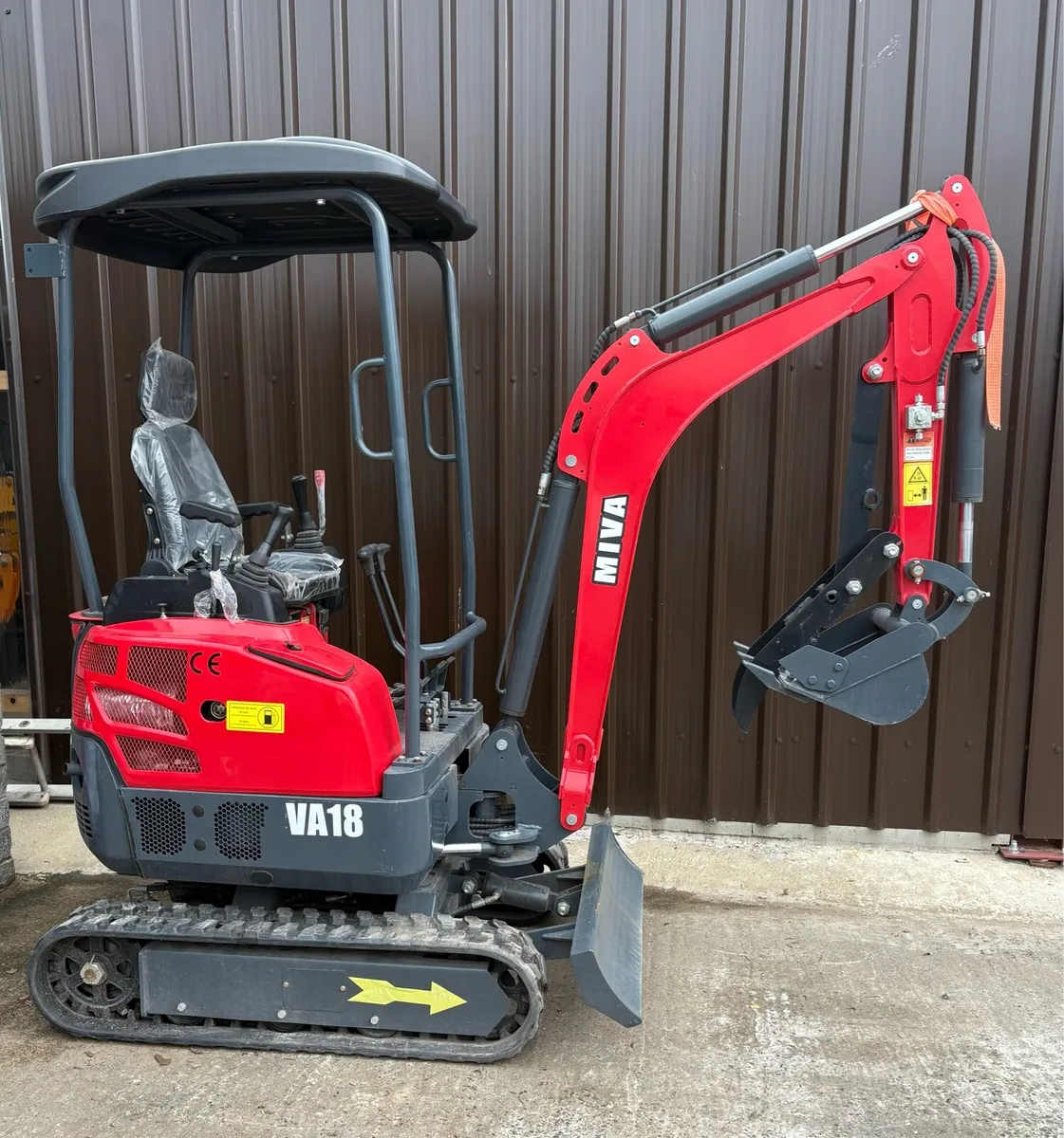 Miva 1.8 Ton Mini Digger Unused . - Image 2