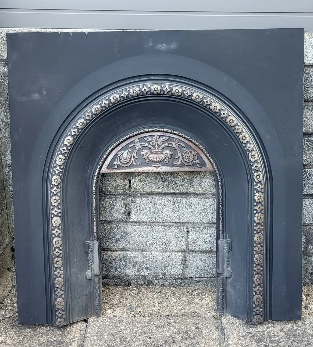 Fireplace Free to takeaway - Image 2
