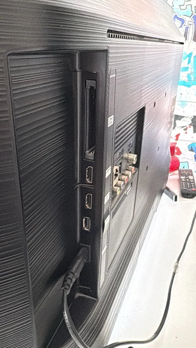 Samsung Smart Tv - Image 4