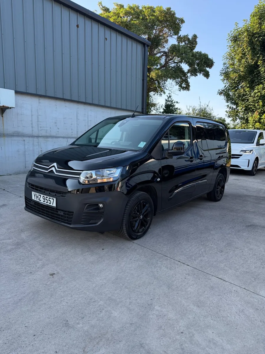 2022 Citroen Berlingo XL Driver Pro 1.5 Auto - Image 1