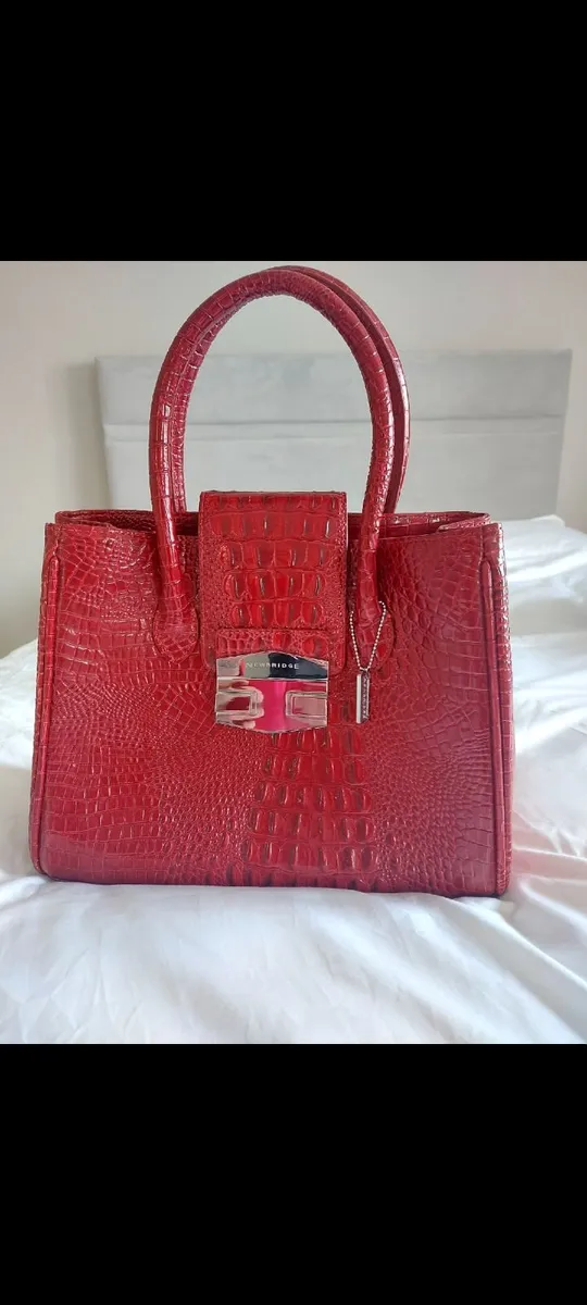 Newbridge Silverware Handbag