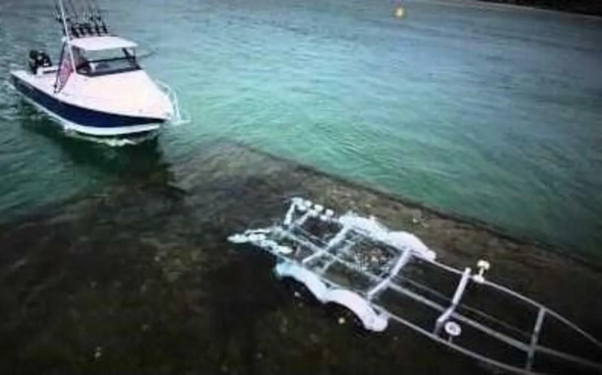 BOAT TRAILER LAUNCHING POLE RETRIEVAL BAR 2 Metre - Image 4