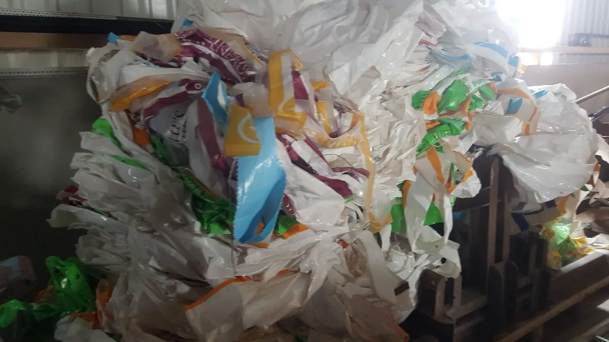 1500  Clean & Dry Plastic Bags for Sale - Image 2