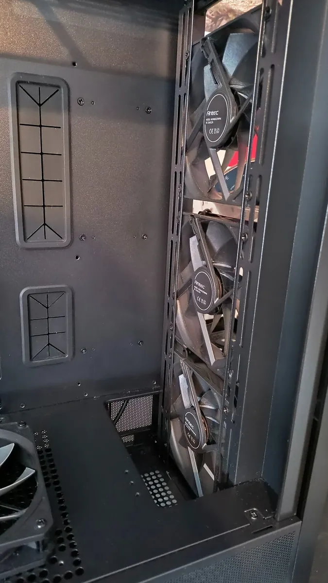 Antec Flux SE-Solid Side Panel PC Case - Image 4