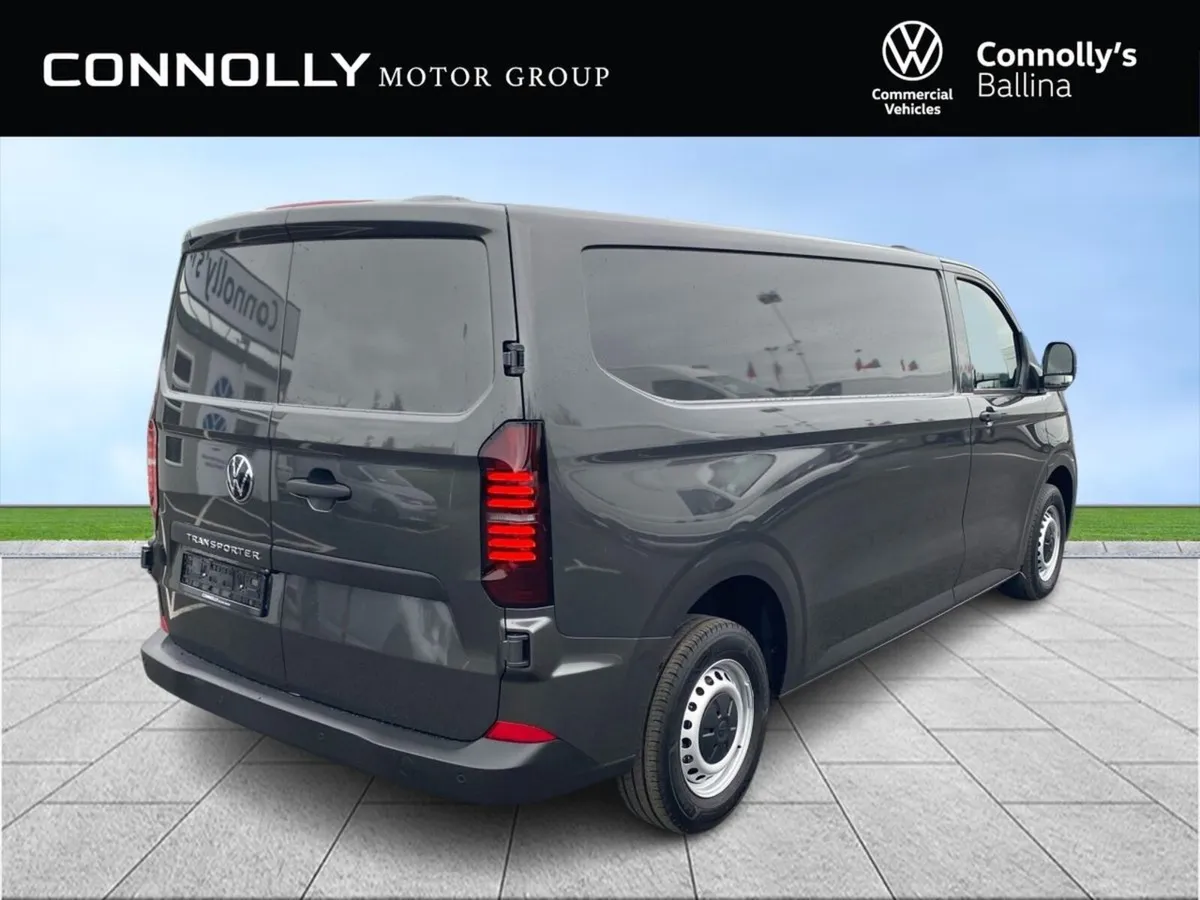 Volkswagen Transporter Trendline LWB 28 2.0TDi 110 - Image 3