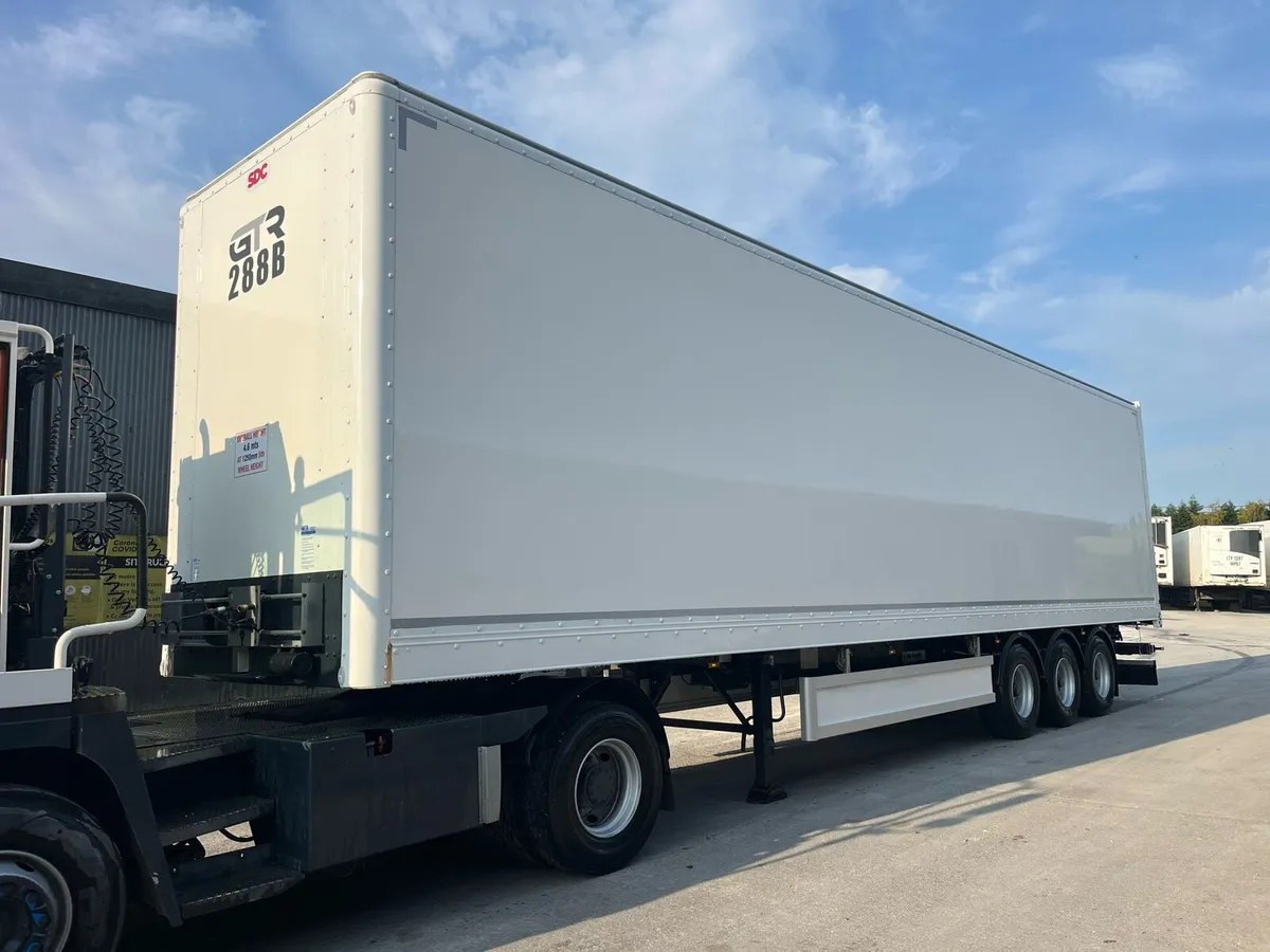 2015 SDC Box van - Image 1