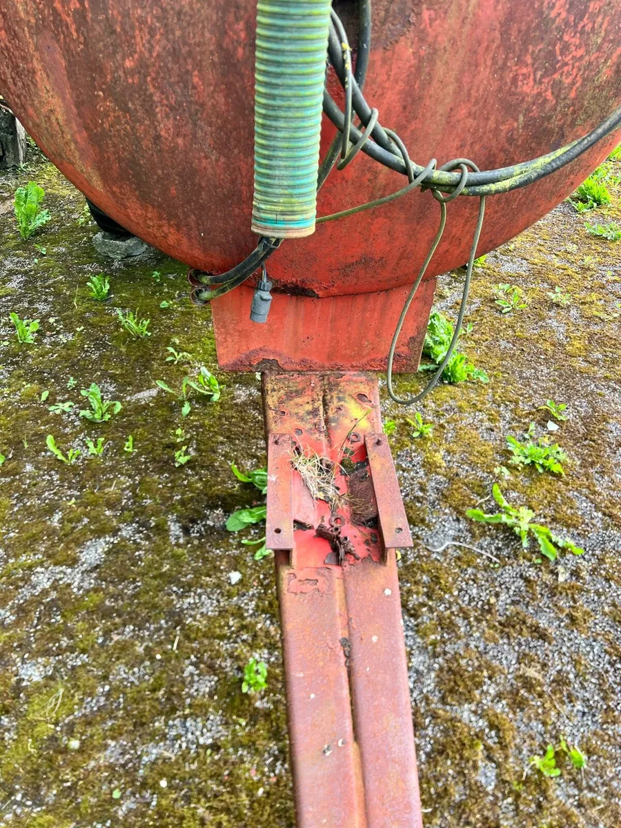 Slurry Tanker 4000 litre (No pump) - Image 4