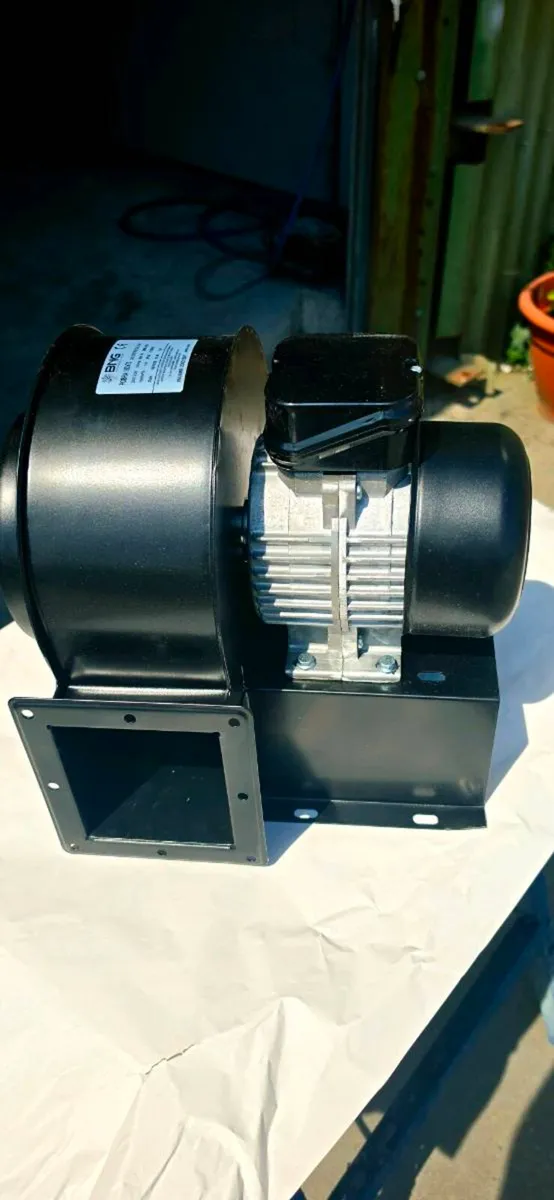 220V fan - Image 1