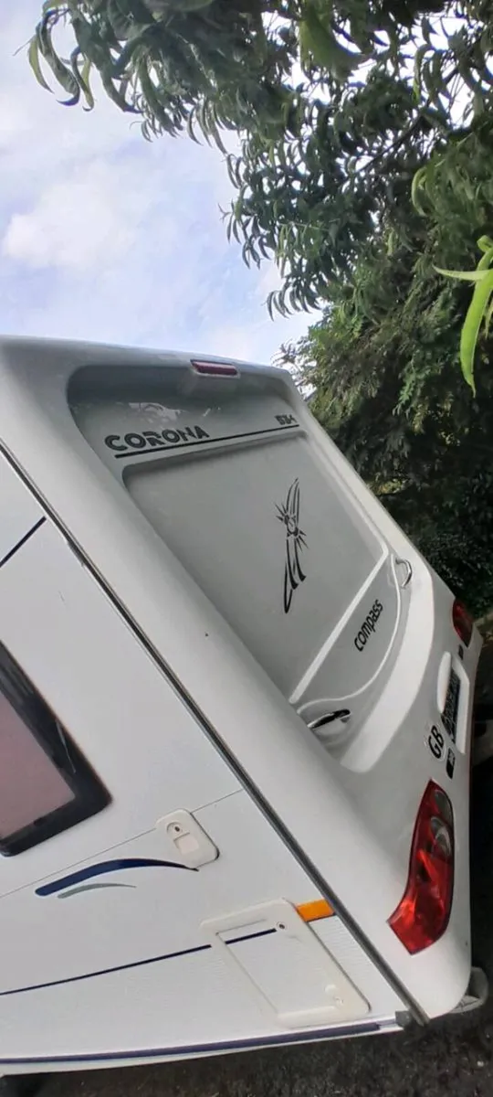 4 berth fixed bed Caravan compass corona 534 - Image 3