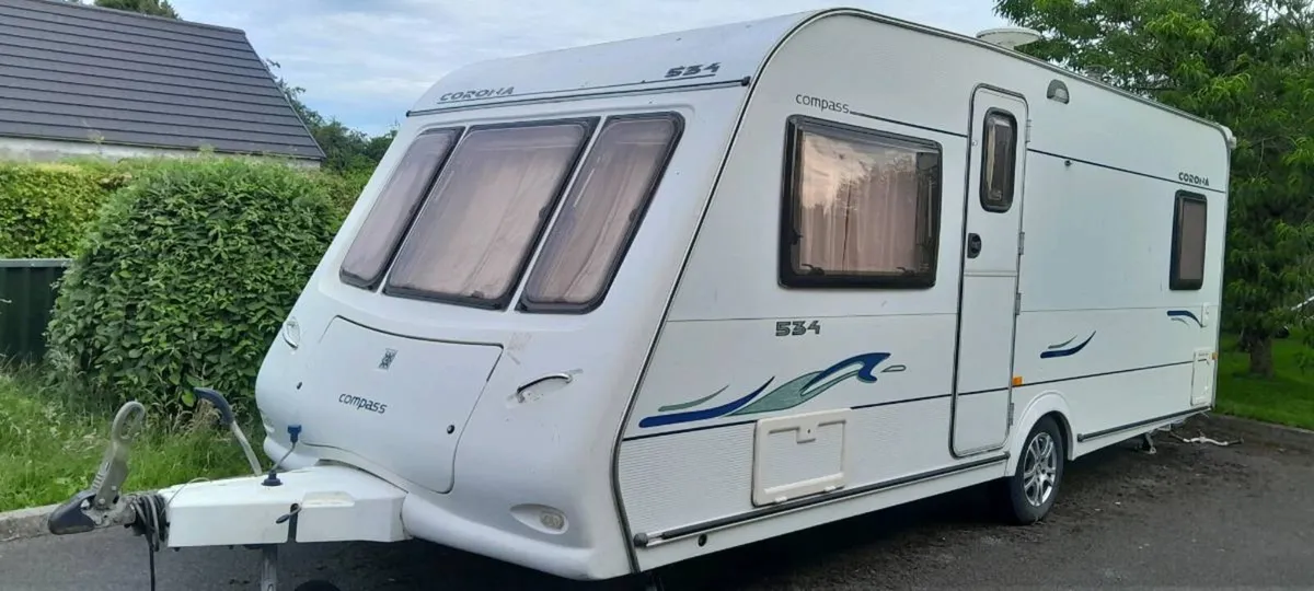 4 berth fixed bed Caravan compass corona 534 - Image 1