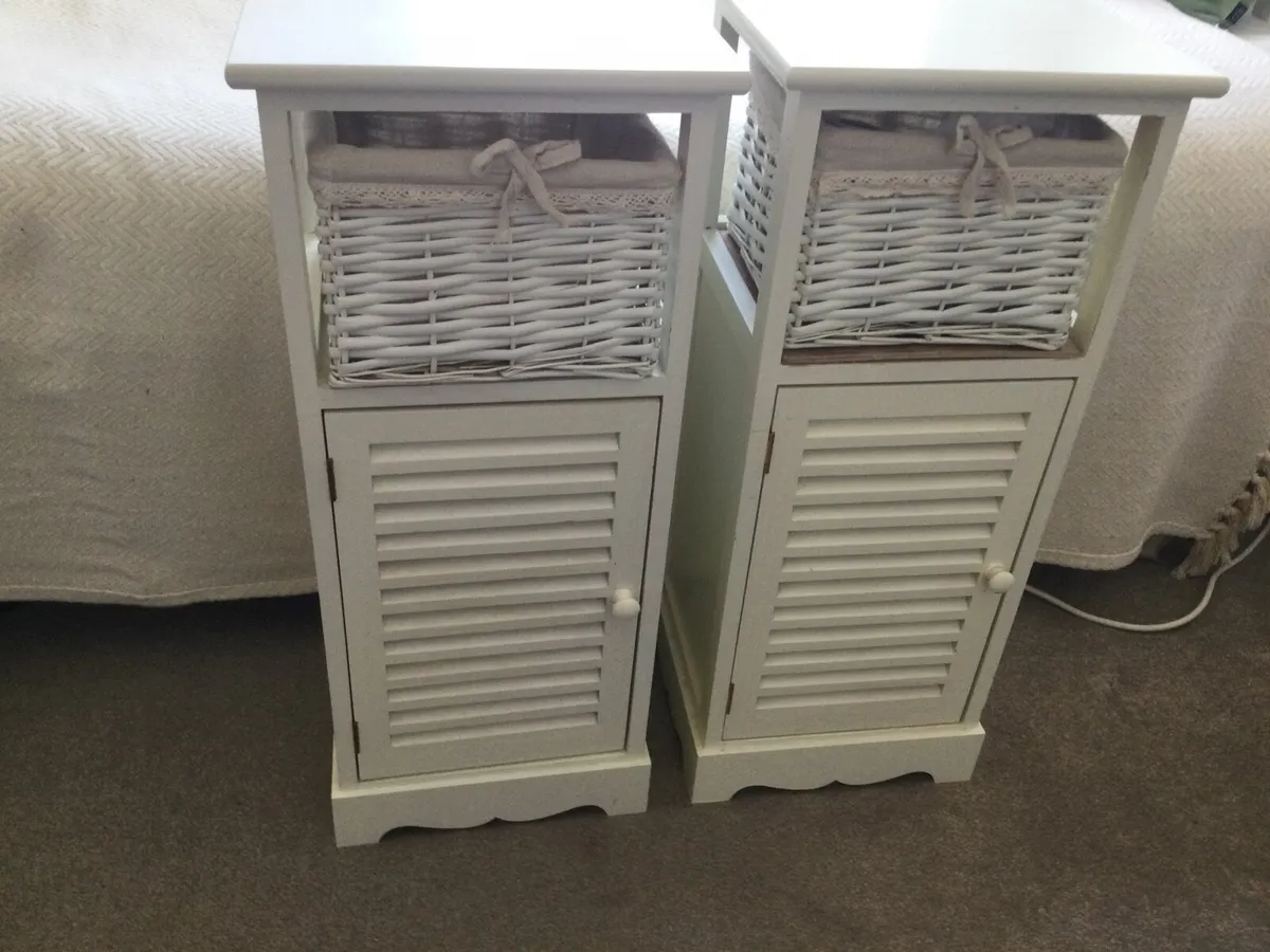 Two cabinets for sale - Image 1