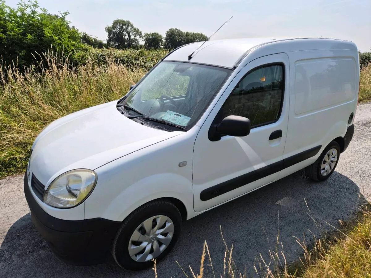 Kangoo 08 DOE 05/27 Tax08/26 Very Clean Van !!! - Image 4