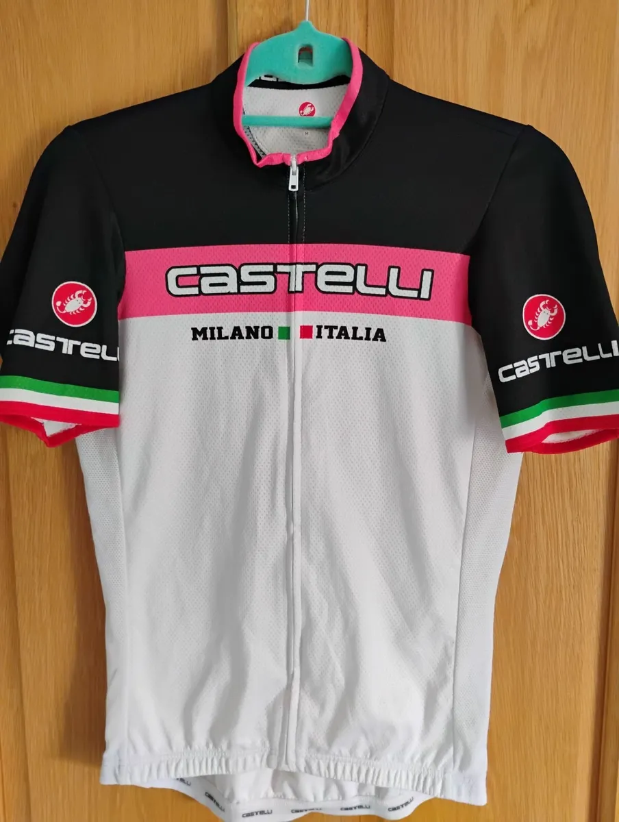 Cycle clothing bundle for sale - Image 4