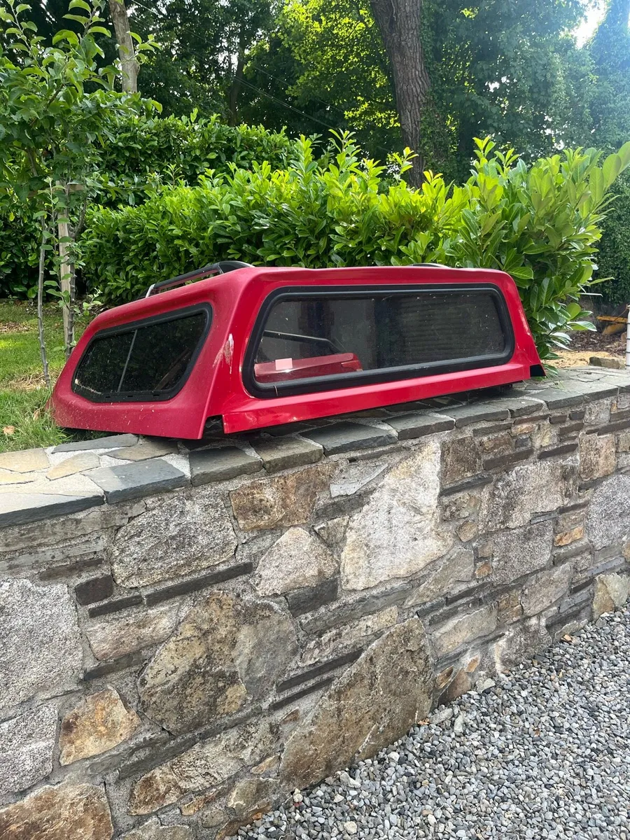 L200 canopy - Image 1