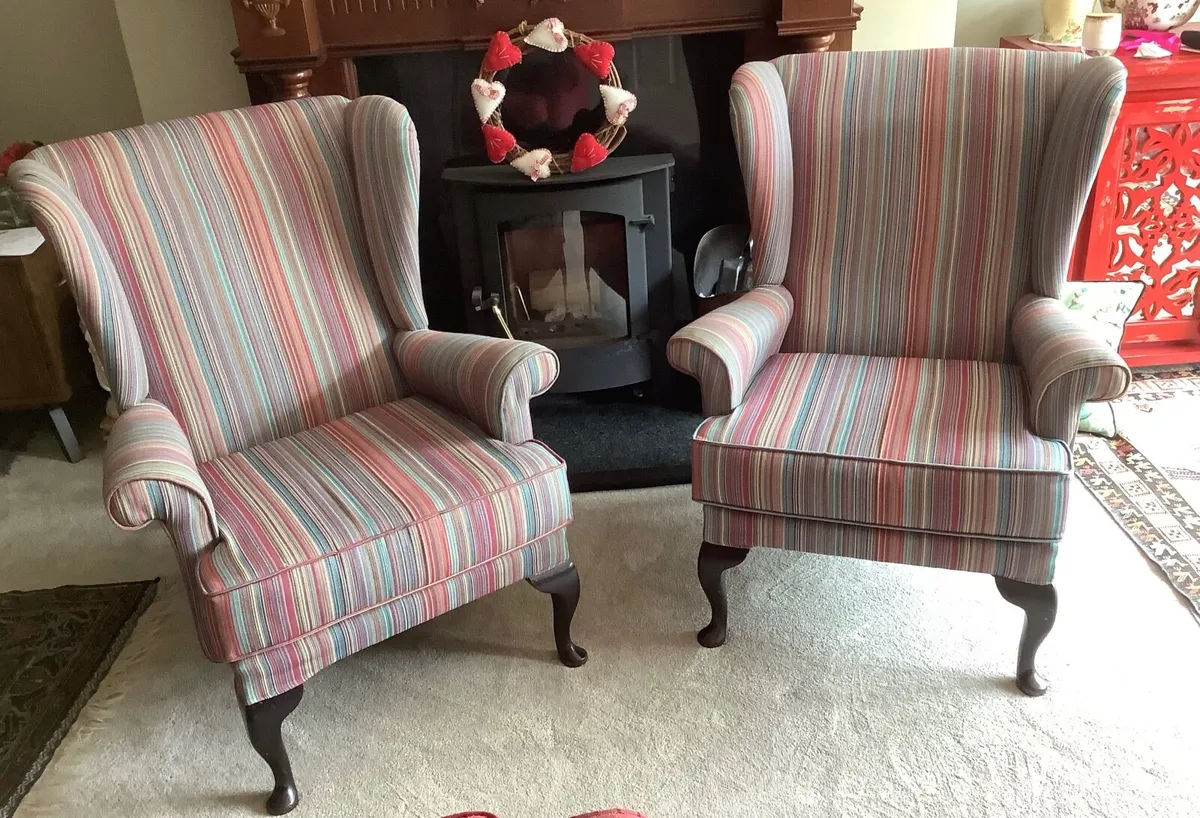 Queen Anne armchairs x 2 - Image 1
