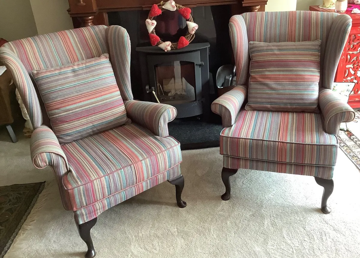 Queen Anne armchairs x 2 - Image 2