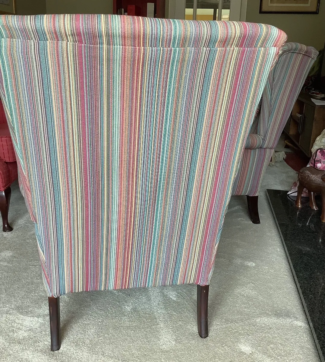 Queen Anne armchairs x 2 - Image 3