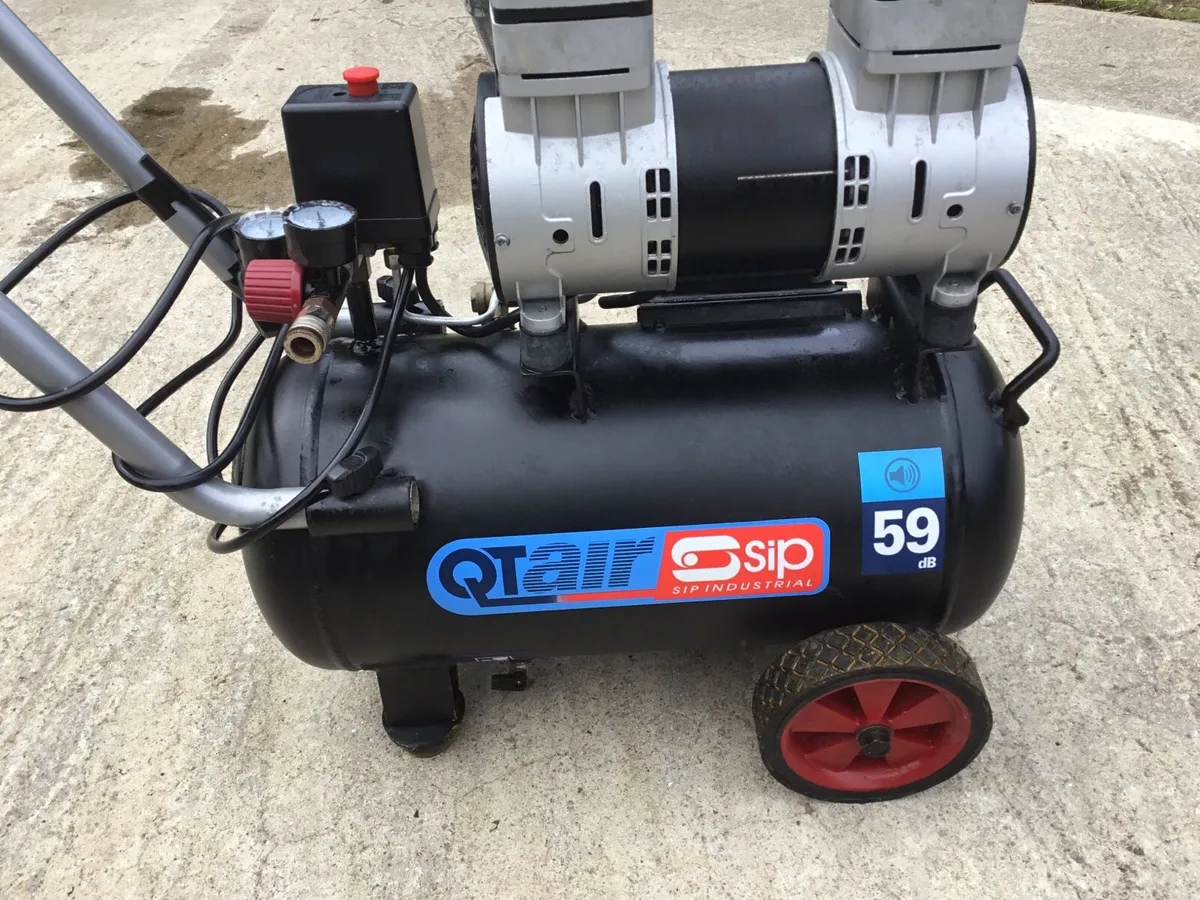 Air compressor - Image 3