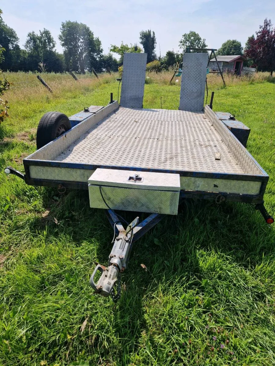 trailer - Image 1