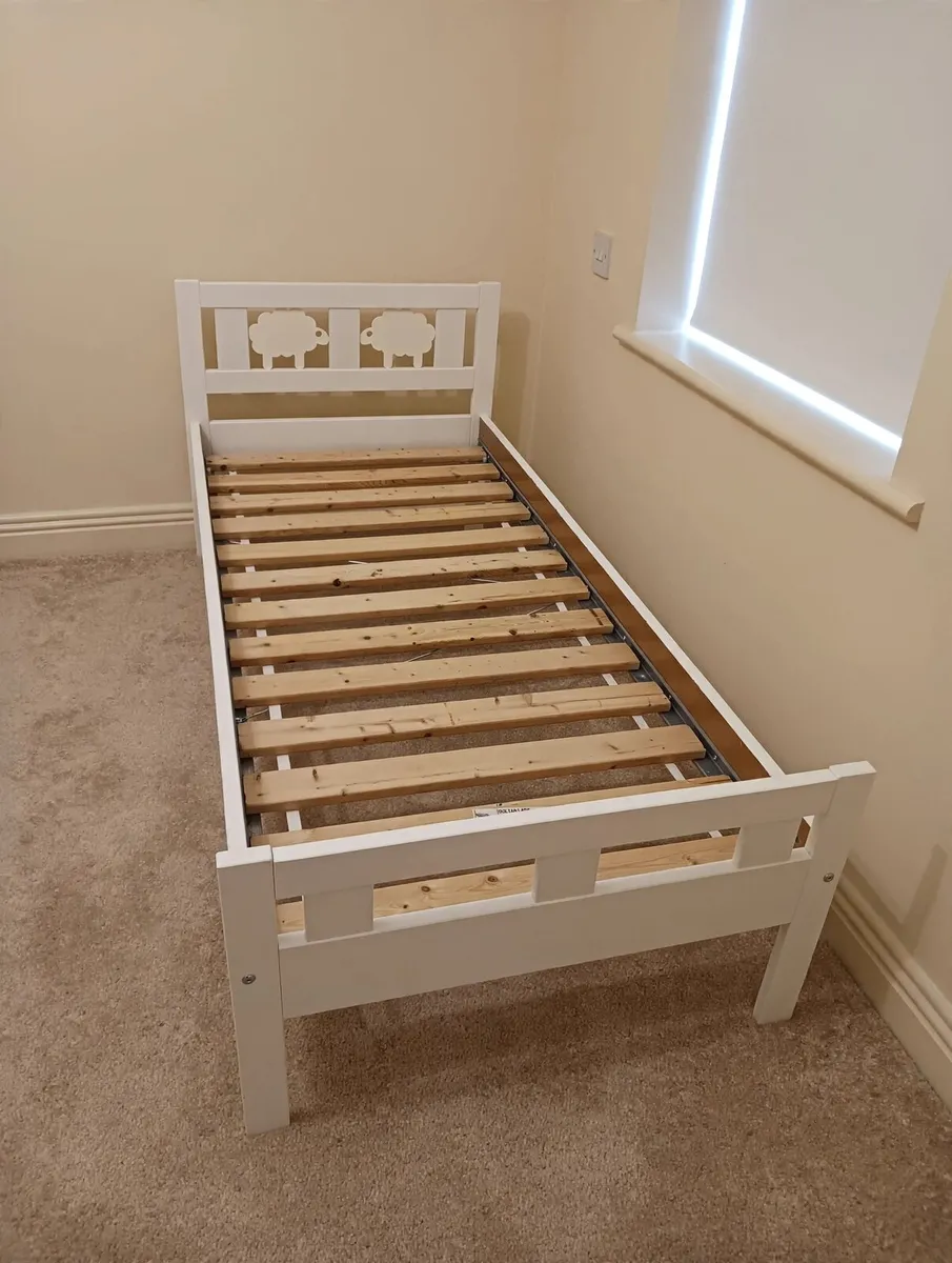 Toddler bed - Image 4