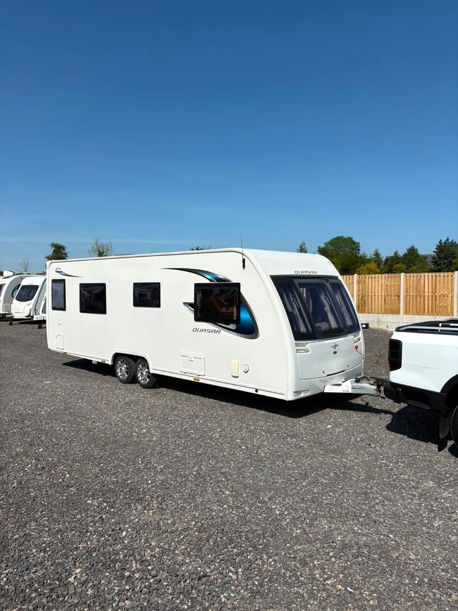Lunar HIGH END 4 Berth Fixed Bed Caravan - Image 2