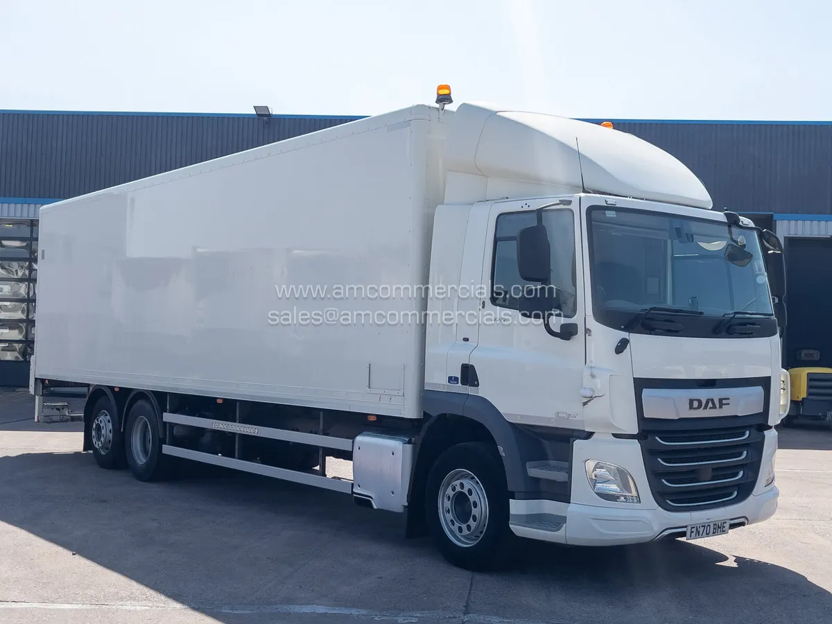 2021 DAF CF 370 BOX TRUCK - Image 1