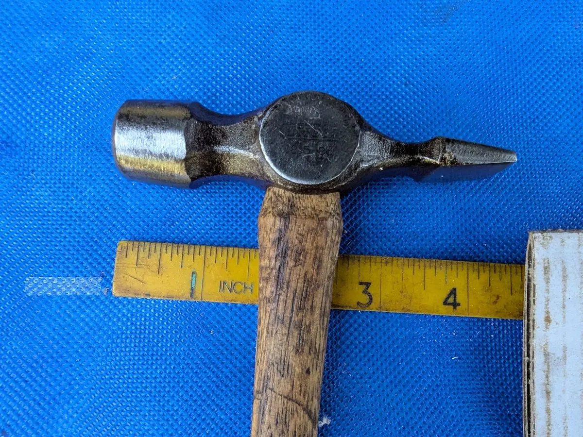 8oz Warrington Hammer - Image 2
