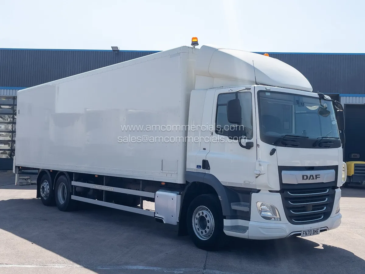 2021 DAF CF 370 BOX TRUCK - Image 1