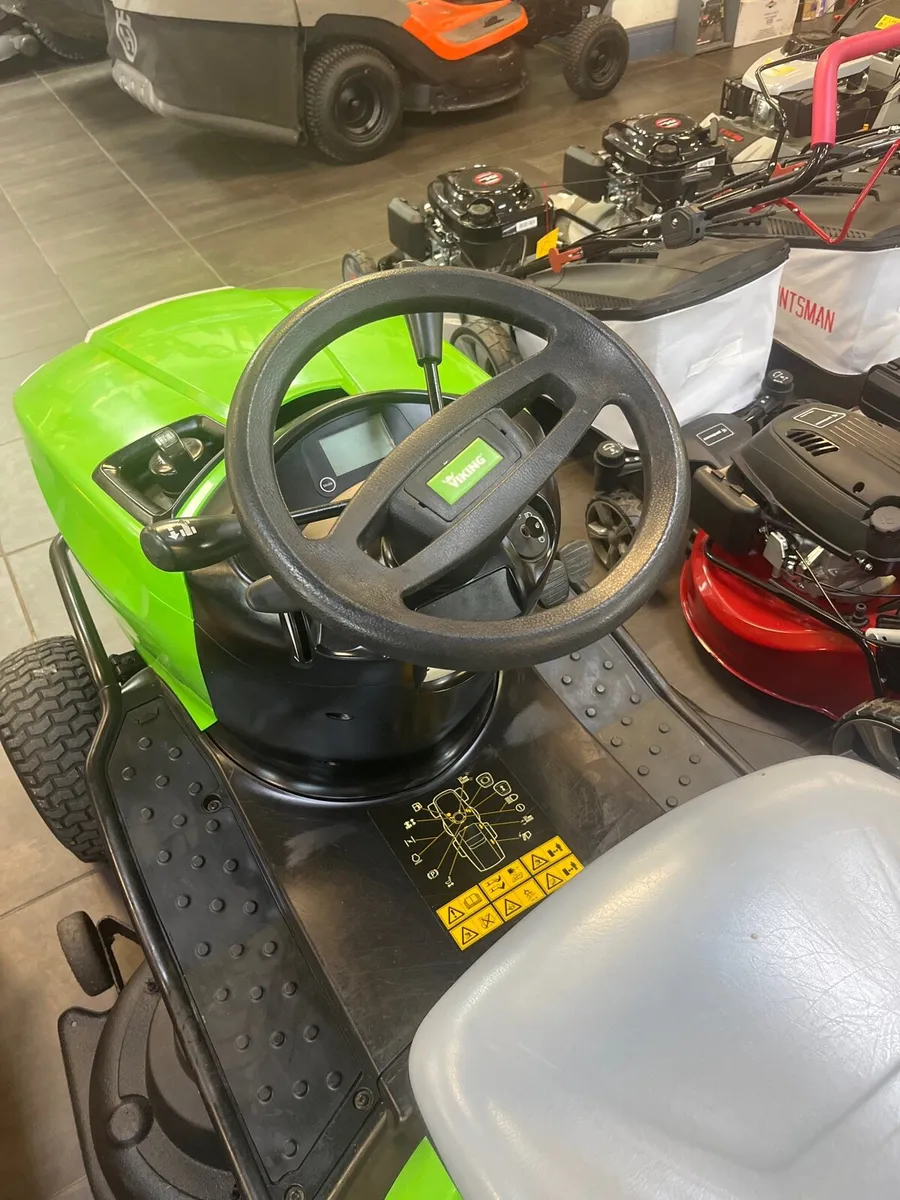 Lawnmowers - Image 3