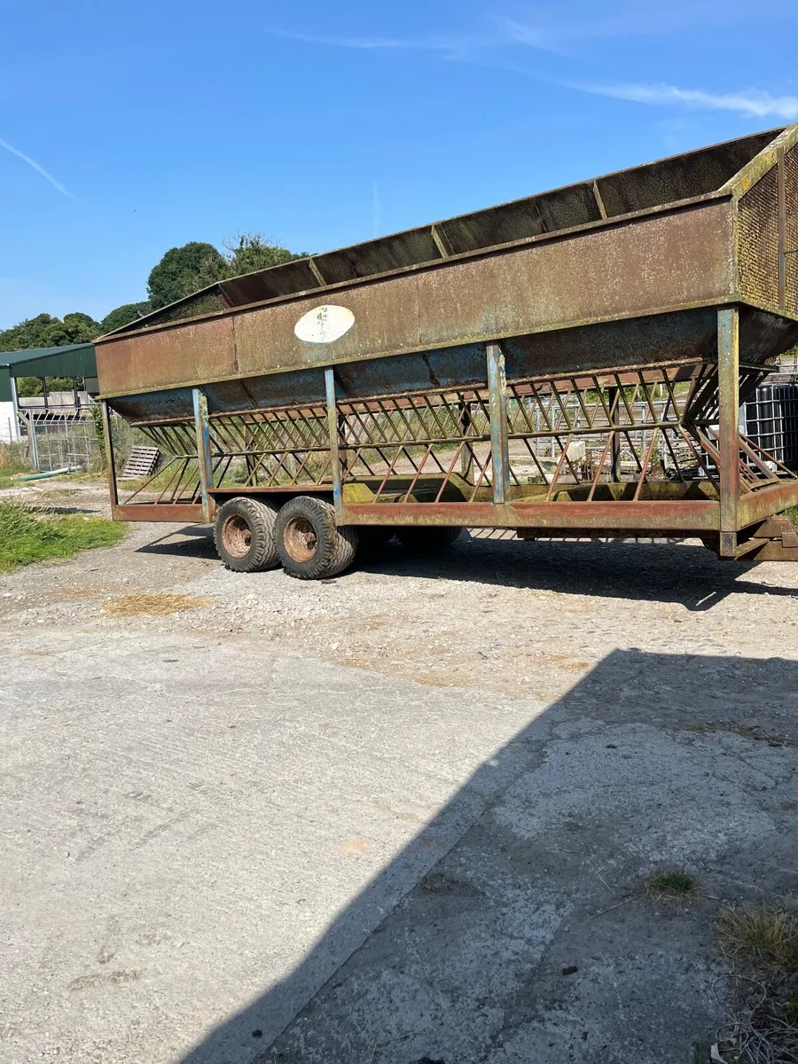 Feed/ Bunker trailer - Image 2