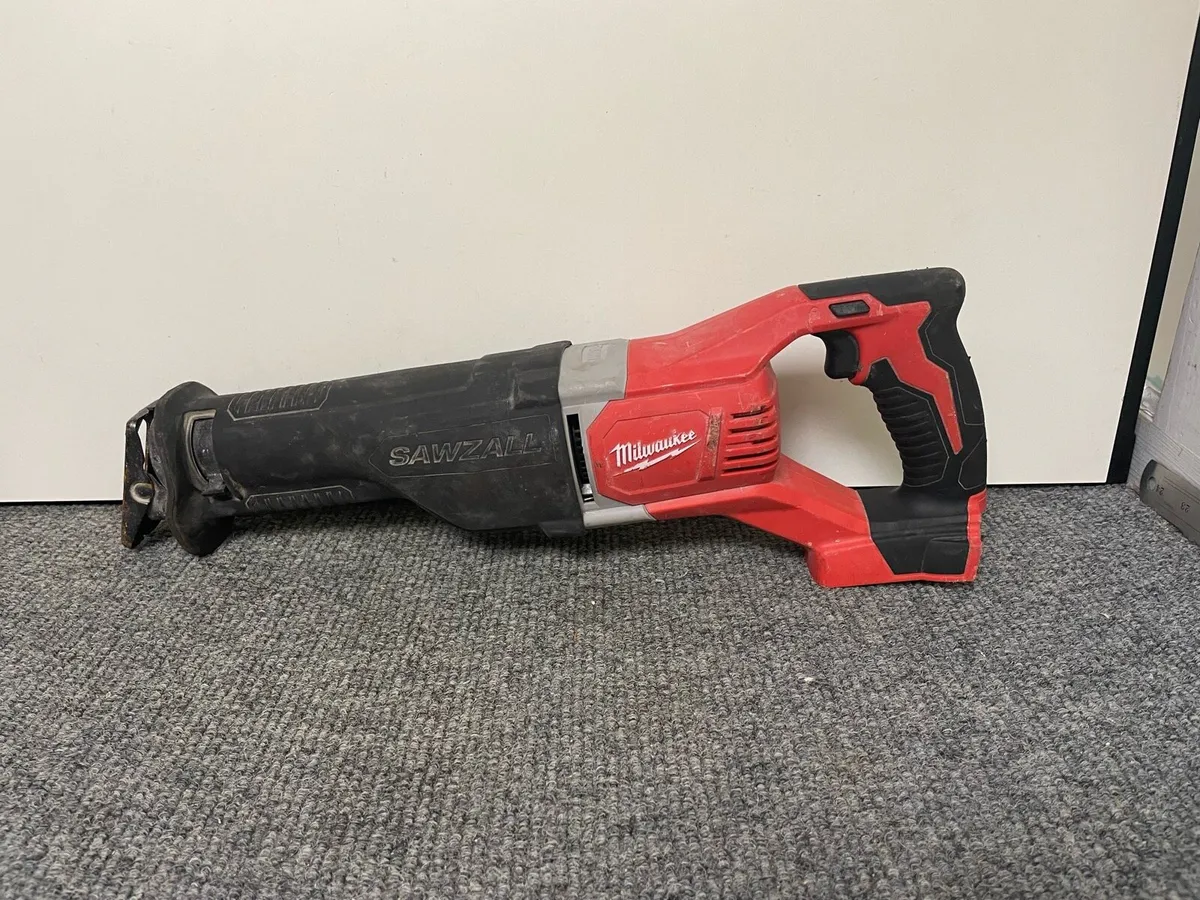 Milwaukee Sawzall M18 BSX Bare Tool - Image 1