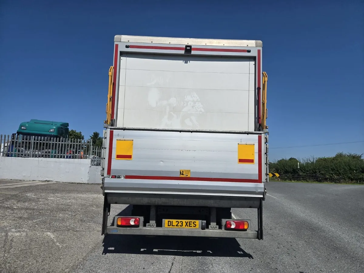 2023 DAF LF 190 12 tonne Box Body - Image 4