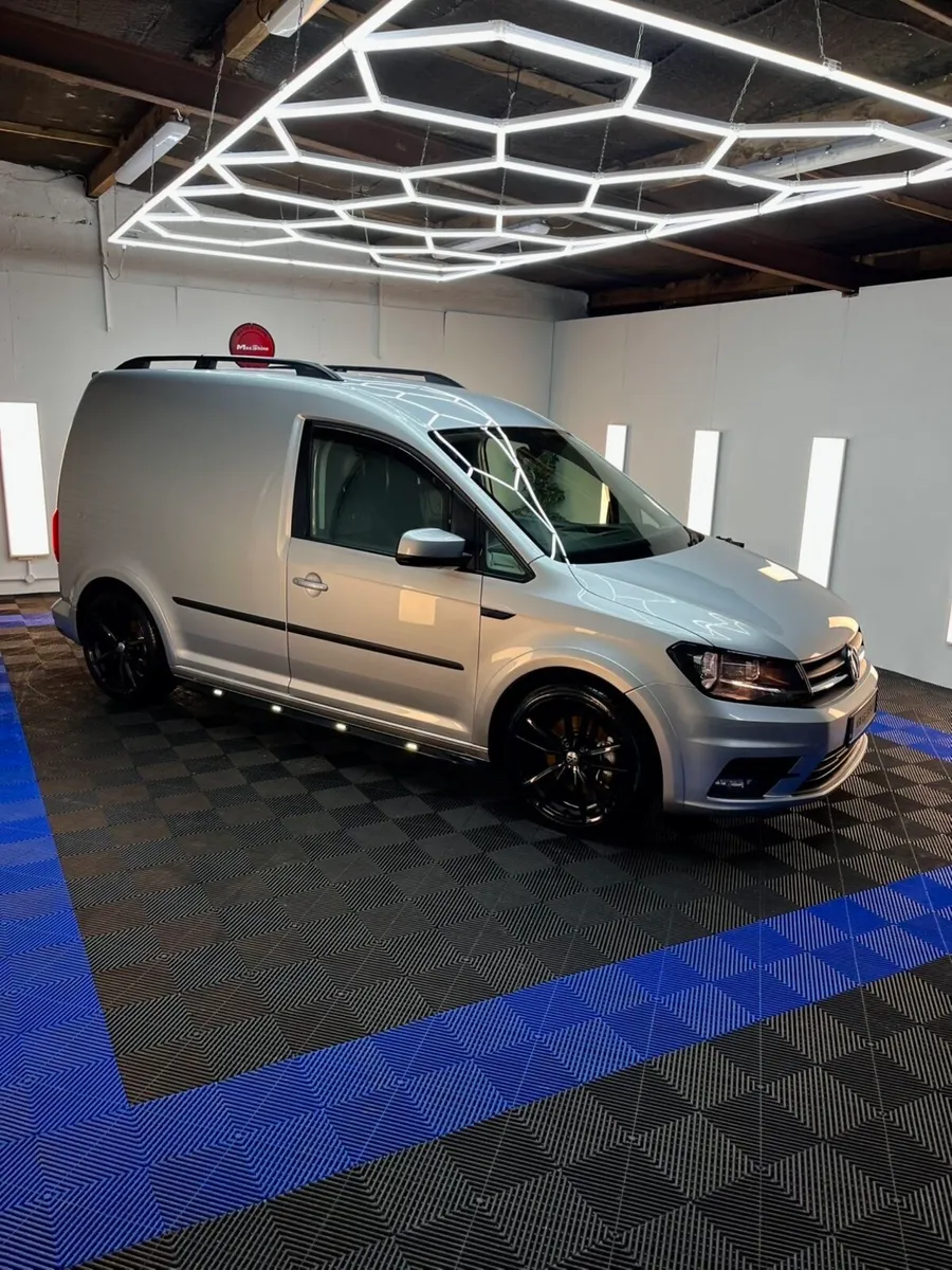 VW caddy van - Image 2