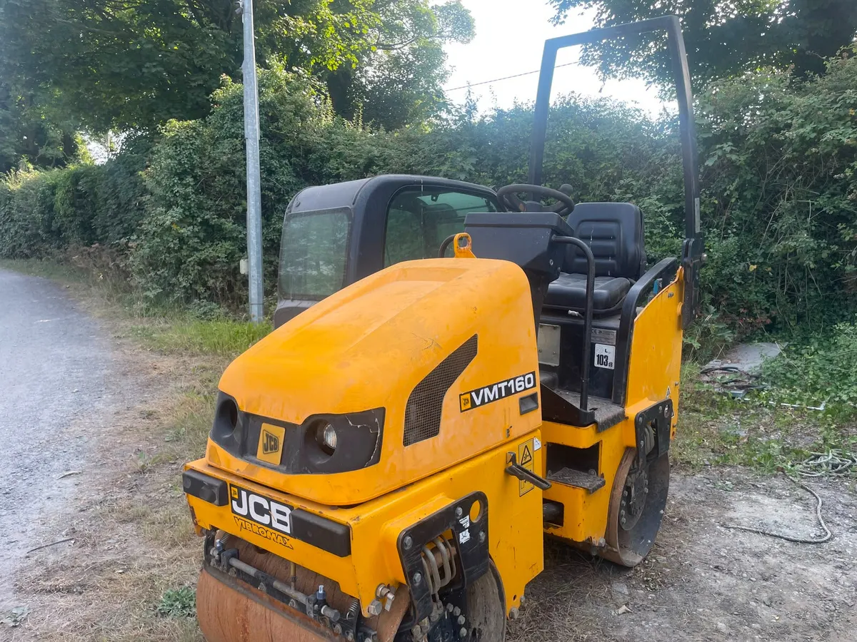 JCB VMT160 Roller - Image 1