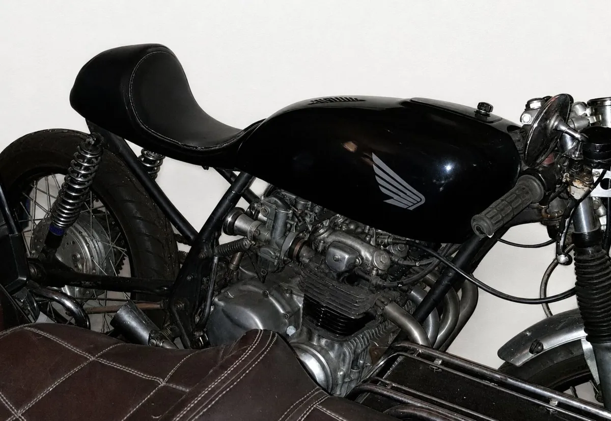 CLASSIC HONDAS - Image 2