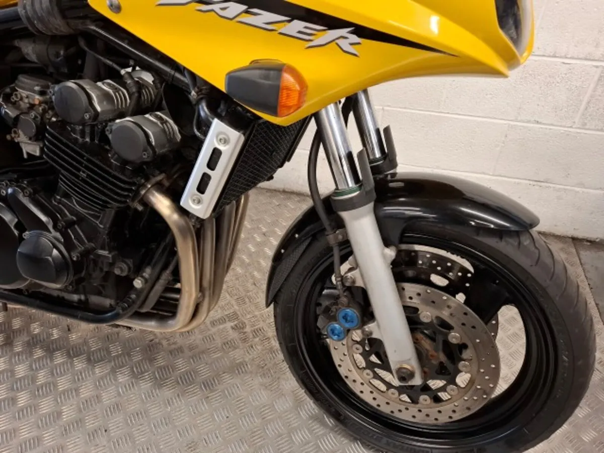 Yamaha Fazer 600 2002 - Image 3