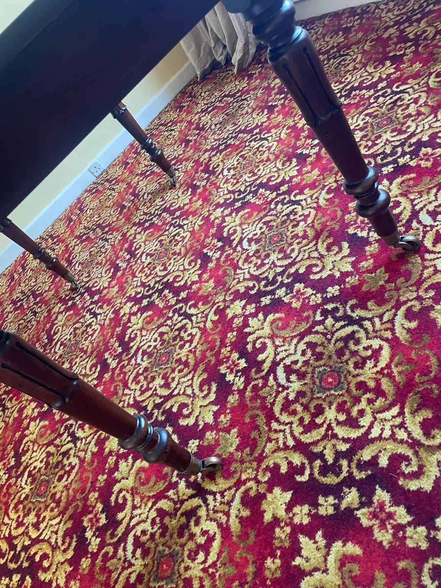 Mahogany dining table and 4 chairs - Image 3