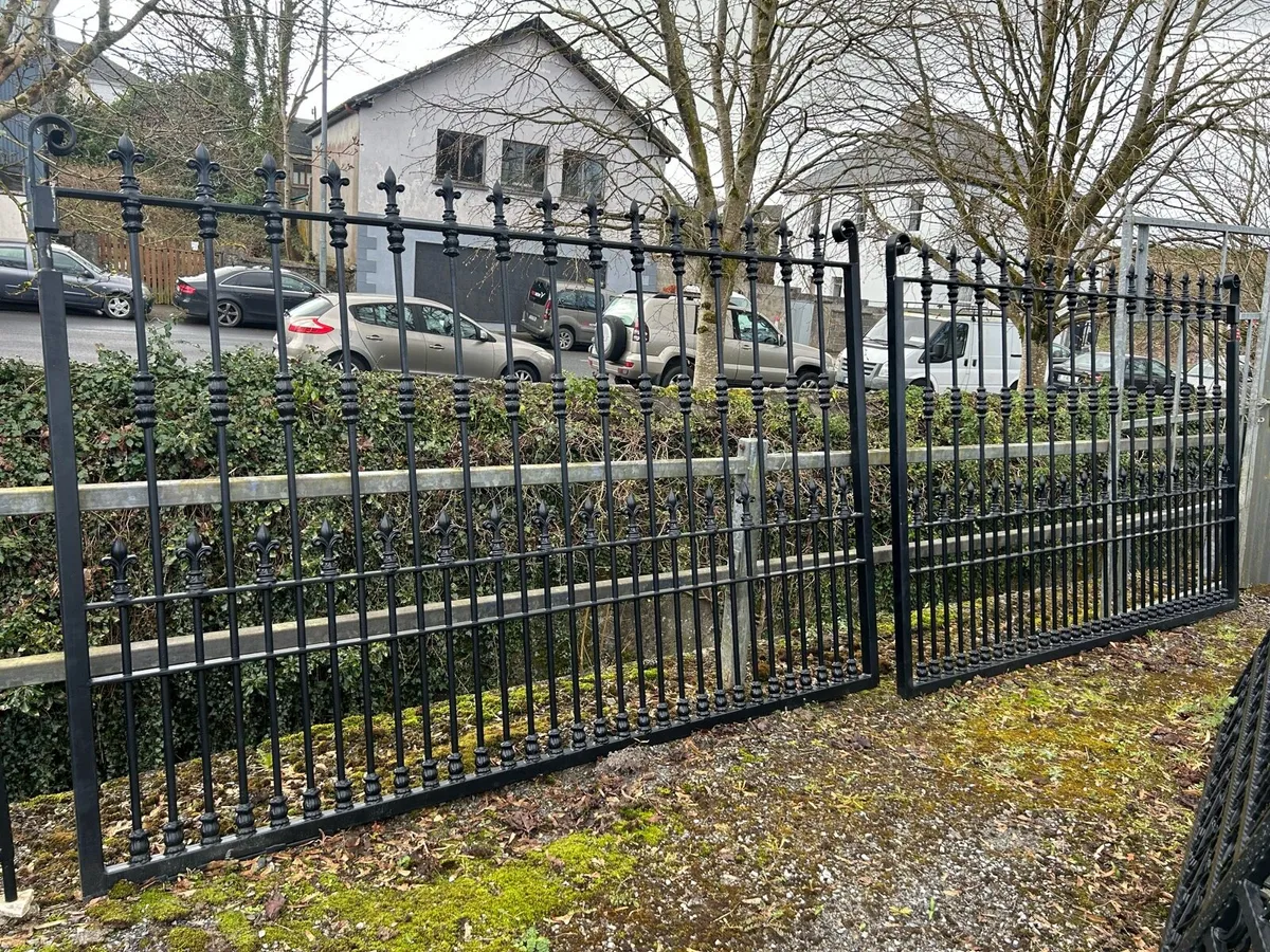 Gates - Image 2