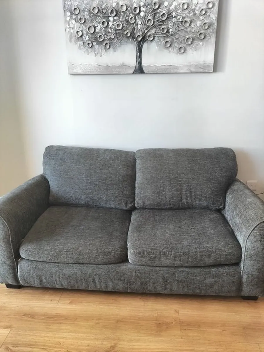 3 Seater sofa and a +2 Seater Sofabed - Image 2