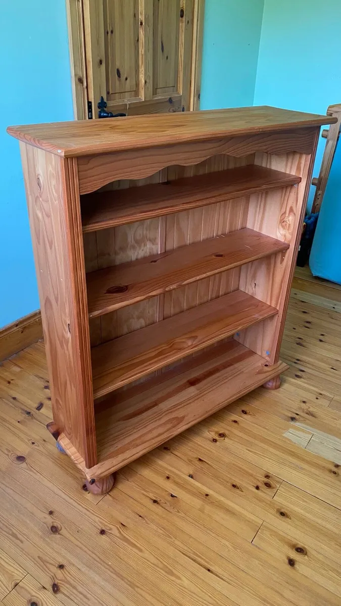 Bookshelf - Image 2